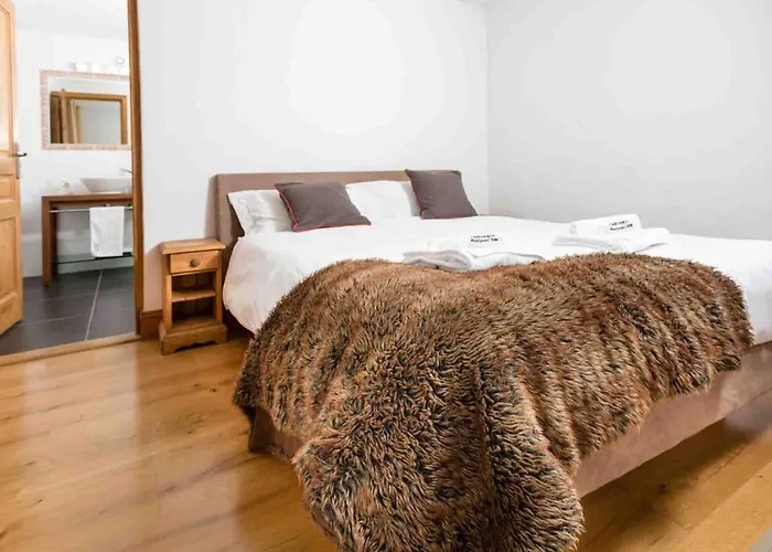 Komfortable In Mit Suedterrasse By Interhome *