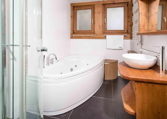 Komfortable In Mit Suedterrasse By Interhome Apartamento